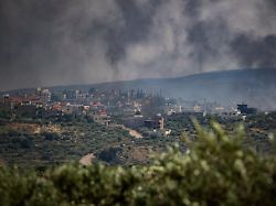 Vater des Getöteten verprügelt: Bericht: Siedler erschießen Palästinenser im Westjordanland