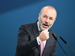 Kooperation bei Gesetz: Weber wehrt sich gegen Verantwortung für Chatgruppe mit rechten Parteien