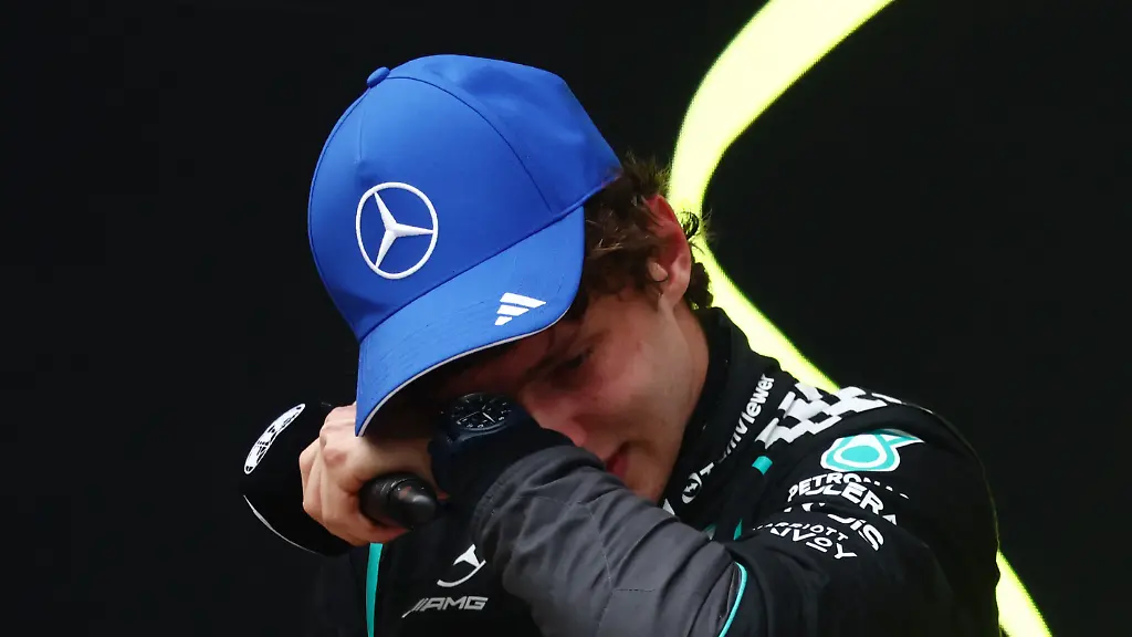 Formula-One-F1-Chinese-Grand-Prix-Shanghai-International-Circuit-Shanghai-China-March-15-2026-Mercedes-Andrea-Kimi-Antonelli-celebrates-after-winning-the-Chinese-Grand-Prix-REUTERS-Jakub-Porzycki