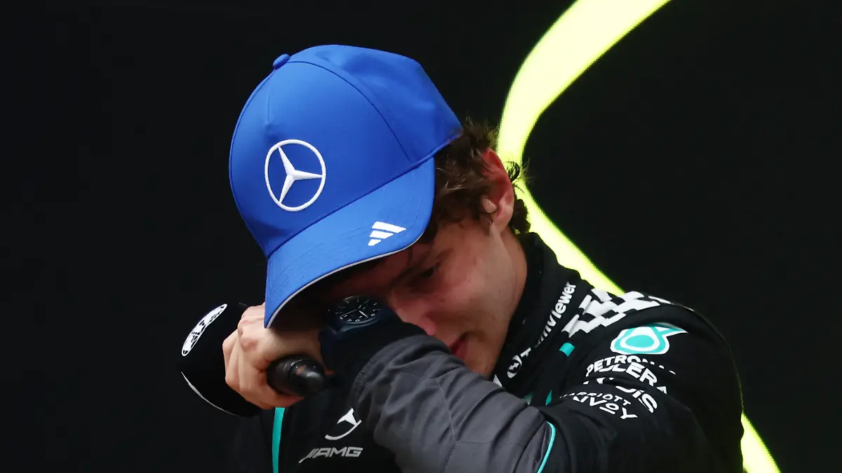 Formula-One-F1-Chinese-Grand-Prix-Shanghai-International-Circuit-Shanghai-China-March-15-2026-Mercedes-Andrea-Kimi-Antonelli-celebrates-after-winning-the-Chinese-Grand-Prix-REUTERS-Jakub-Porzycki