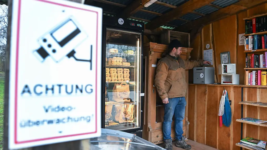 Trotz-zunehmender-Einbrueche-in-Hoflaeden-geben-die-meisten-Landwirte-ihr-Angebot-nicht-auf-sagt-der-Deutsche-Bauernverband