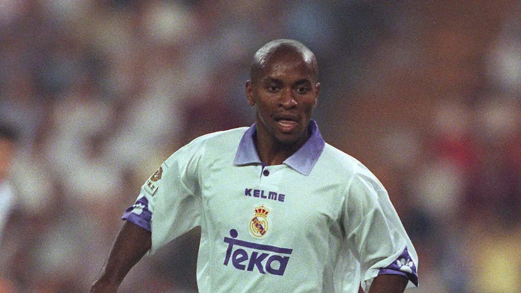 Ze-Roberto-Real-Madrid-FC-02-September-1997-PUBLICATIONxINxGERxSUIxAUTxONLY-Copyright-MaryxEvansxAllstarxDavidxGadd-12120527-editorial-use-only