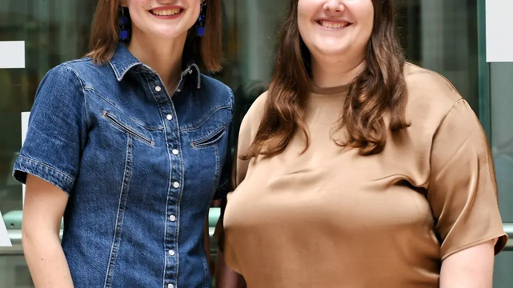 Kari-Lenke-l-und-Svenja-Diedrich-stehen-seit-2023-an-der-Spitze-der-Berliner-Jusos