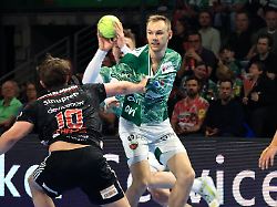 SCM muss überraschend zittern: Gnadenloser Trefferhagel: Nie warfen Füchse mehr Bundesliga-Tore