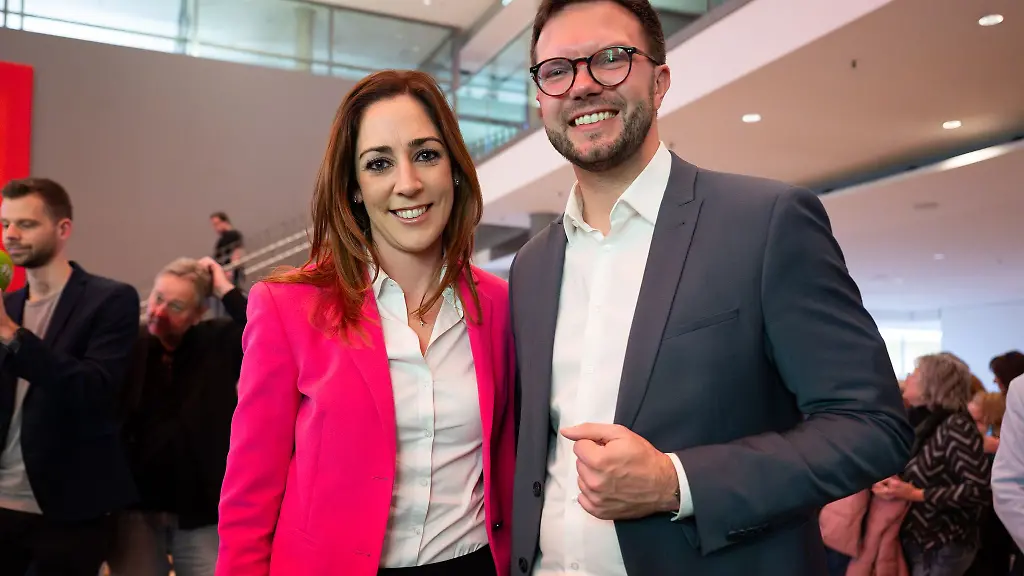 Wer-wird-naechster-OB-in-Hanau-Bei-der-Stichwahl-in-zwei-Wochen-faellt-die-Entscheidung-zwischen-CDU-Kandidatin-Hemsley-und-SPD-Bewerber-Bieri