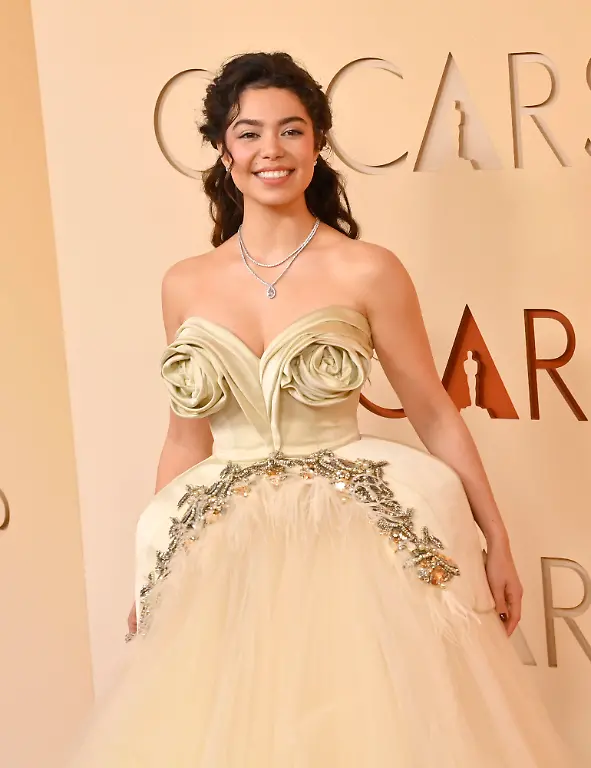 Auli-i-Cravalho-arrives-on-the-red-carpet-for-the-98th-annual-Academy-Awards-in-the-Hollywood-section-of-Los-Angeles-on-Sunday-March-15-2026-Conan-O-Brien-will-host-the-Oscars-for-the-second-consecutive-year