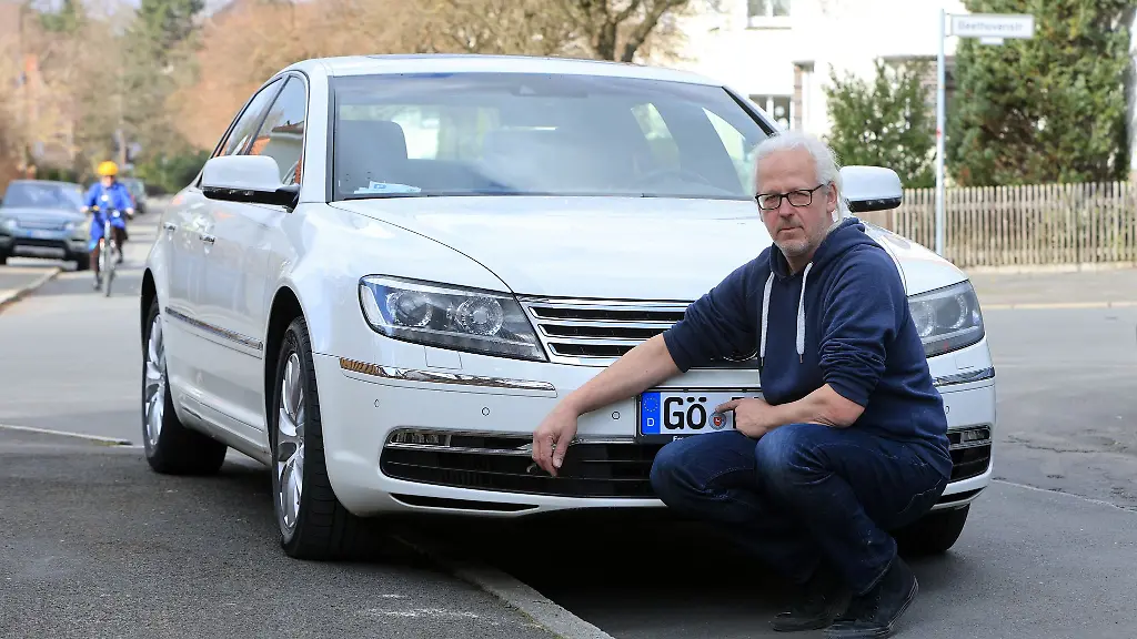 Sein-GOe-Kennezeichen-hat-Friedrich-Ach-beim-Landkreis-Goettingen-erhalten