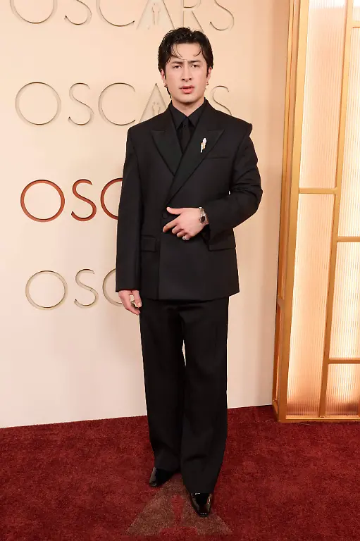 Hudson-Williams-arrives-on-the-red-carpet-of-the-98th-OscarsA-at-the-DolbyA-Theatre-at-Ovation-Hollywood-on-Sunday-March-15-2026