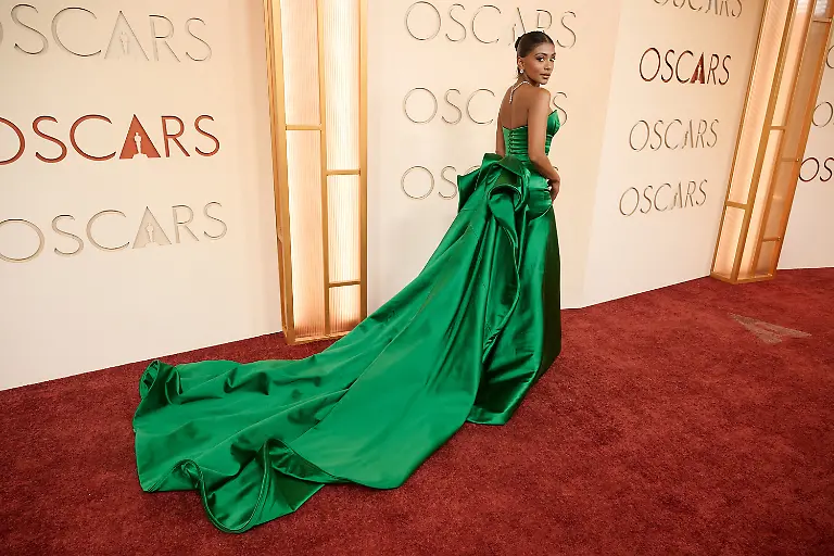 Charithra-Chandran-arrives-on-the-red-carpet-of-the-98th-Oscars-at-the-Dolby-Theatre-at-Ovation-Hollywood-on-Sunday-March-15-2026-Credit-A-M-P-A-S