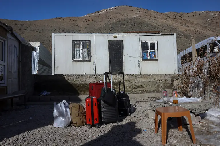 Luggage-belonging-to-people-arriving-in-Turkey-from-Iran-is-seen-after-crossing-into-Turkey-in-Van-province-Turkey-March-4-2026-REUTERS-Dilara-Senkaya-SEARCH-SENKAYA-IRAN-CRISIS-TURKEY-BORDER-FOR-THIS-STORY-SEARCH-WIDER-IMAGE-FOR-ALL-STORIES