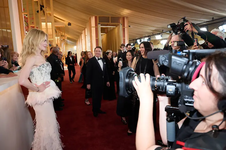 Nicole-Kidman-arrives-on-the-red-carpet-of-the-98th-Oscars-at-the-Dolby-Theatre-at-Ovation-Hollywood-on-Sunday-March-15-2026