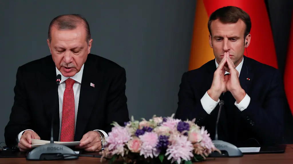 2018-10-27T164229Z-1620679682-RC1511E5A6C0-RTRMADP-3-MIDEAST-CRISIS-SYRIA-TURKEY