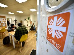 Bundesgericht fordert Hilfe an: EuGH: Kündigung wegen Kirchenaustritt kann unwirksam sein