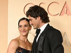 Mit Mutti bei den Oscars: Jacob Elordi löst langjähriges Versprechen ein