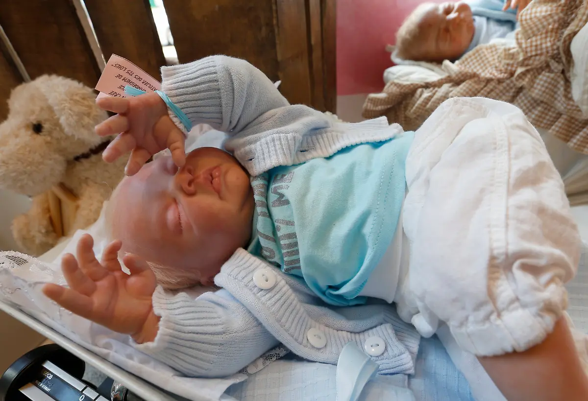 2013-08-09T120000Z-1896718307-GM1E98918E001-RTRMADP-3-BELGIUM