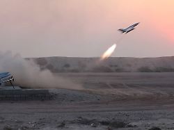 Angriff auf Raketenanlagen: USA bringen Bunkerbrecher an der Straße von Hormus zum Einsatz