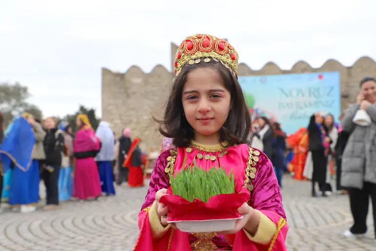 Nowruz-celebrations-in-Azerbaijan-BAKU-AZERBAIJAN-MARCH-17-People-gather-to-celebrate-the-Nowruz-which-is-one-of-the-most-significant-holidays-of-the-Turkic-world-symbolizing-the-arrival-of-spring-with-various-celebrations-on-March-17-2026-in-Baku-Azerbaijan-Festivities-centered-around-the-historic-Ateshgah-Temple-where-traditional-customs-are-preserved-The-culturally-significant-site-features-live-music-performances-while-stalls-showcased-Azerbaijani-cuisine-national-costumes-and-traditional-handicrafts-Resul-Rehimov-Anadolu-Baku-Azerbaijan-Editorial-use-only-Please-get-in-touch-for-any-other-usage