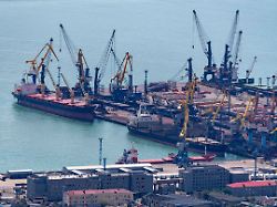 Geschäfte mit Kuba ausgenommen: Washington schränkt Lockerung der Sanktionen gegen Russland ein