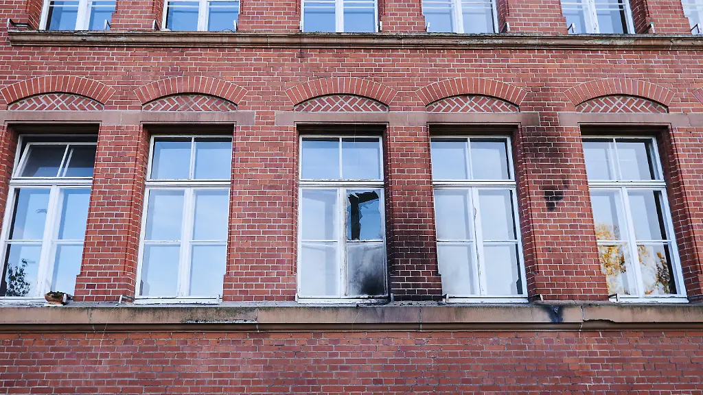 f754fa229db28d6ef61e84a4ab585b24