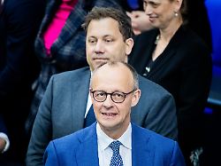 Berlin Tag & Macht: Doppelwumms war gestern - jetzt ist Doppelwortbruch 30489751