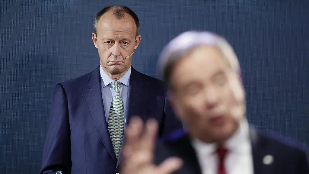 0bf982b7f5a85a767040a2f2cc37cc85