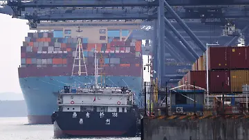 2026-02-19T051755Z_2074452719_RC21MHAI0K1A_RTRMADP_3_CHINA-TRADE-STRATEGY