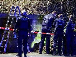 Nordrhein-Westfalen: Polizei: Schüsse in Mönchengladbach – Angaben über Verletzte