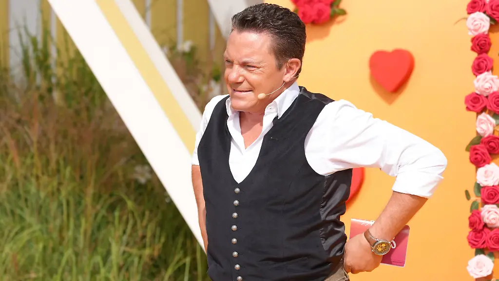 Stefan-Mross-Immer-wieder-sonntags-Staffel-12-Mit-der-zwoelften-Staffel-endet-in-Rust-die-IWS-Saison-2025-Am-31-Mai-2026-startet-die-naechste-IWS-Staffel-Deutschland-Rust-Europapaprk-31-08