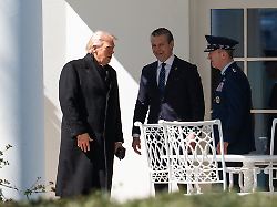 Sichtbarste Erinnerung an Sorge: Hohe Spritpreise werden Trump gefährlich