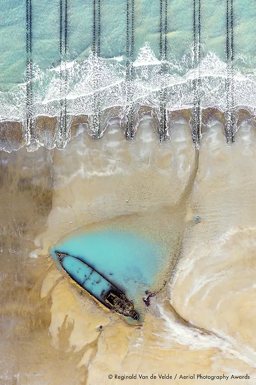 The-Wreck-Reginald-Van-de-Velde-Aerial-Photography-Awards-2020