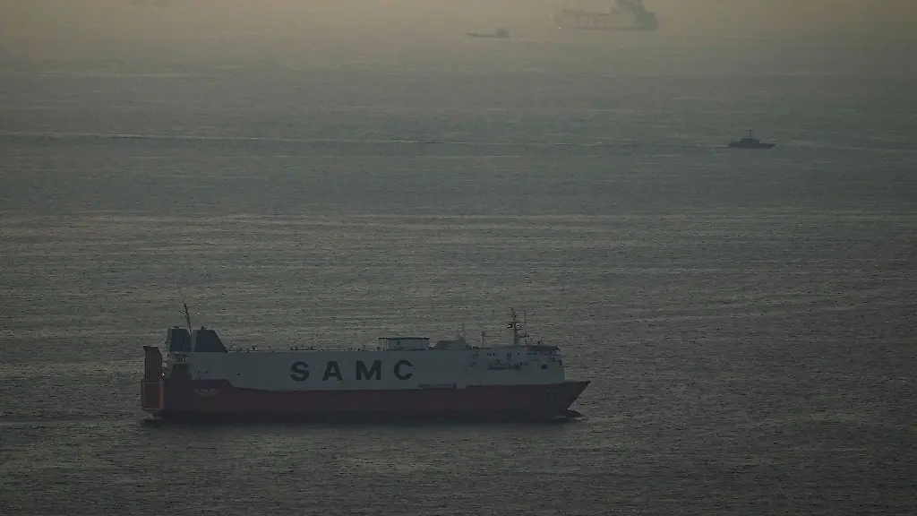 Durch-den-Iran-Krieg-ist-die-Schifffahrt-stark-eingeschraenkt-Darunter-leidet-vor-allem-Asien