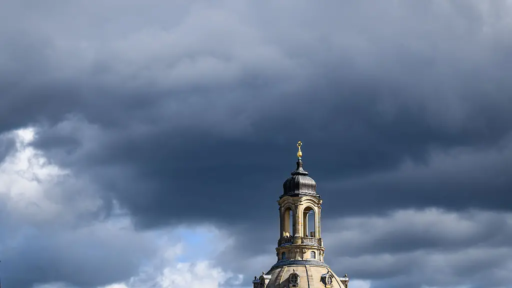 In-Sachsen-sind-ab-dem-Mittag-Gewitter-moeglich