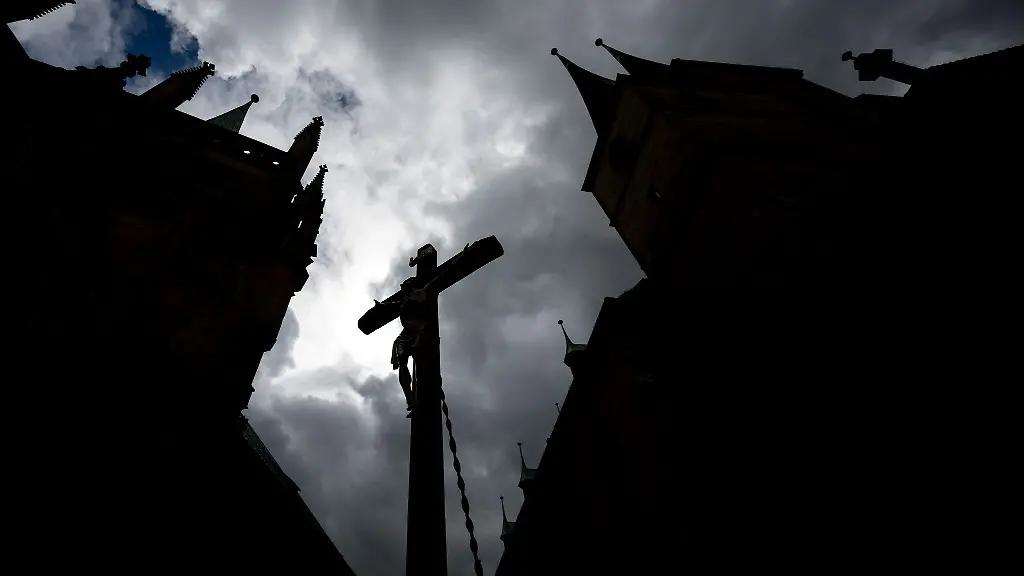 Die-Kommission-zur-Aufarbeitung-sexuellen-Missbrauchs-wirft-dem-Bistum-Erfurt-vor-ihre-Arbeit-zu-untergraben