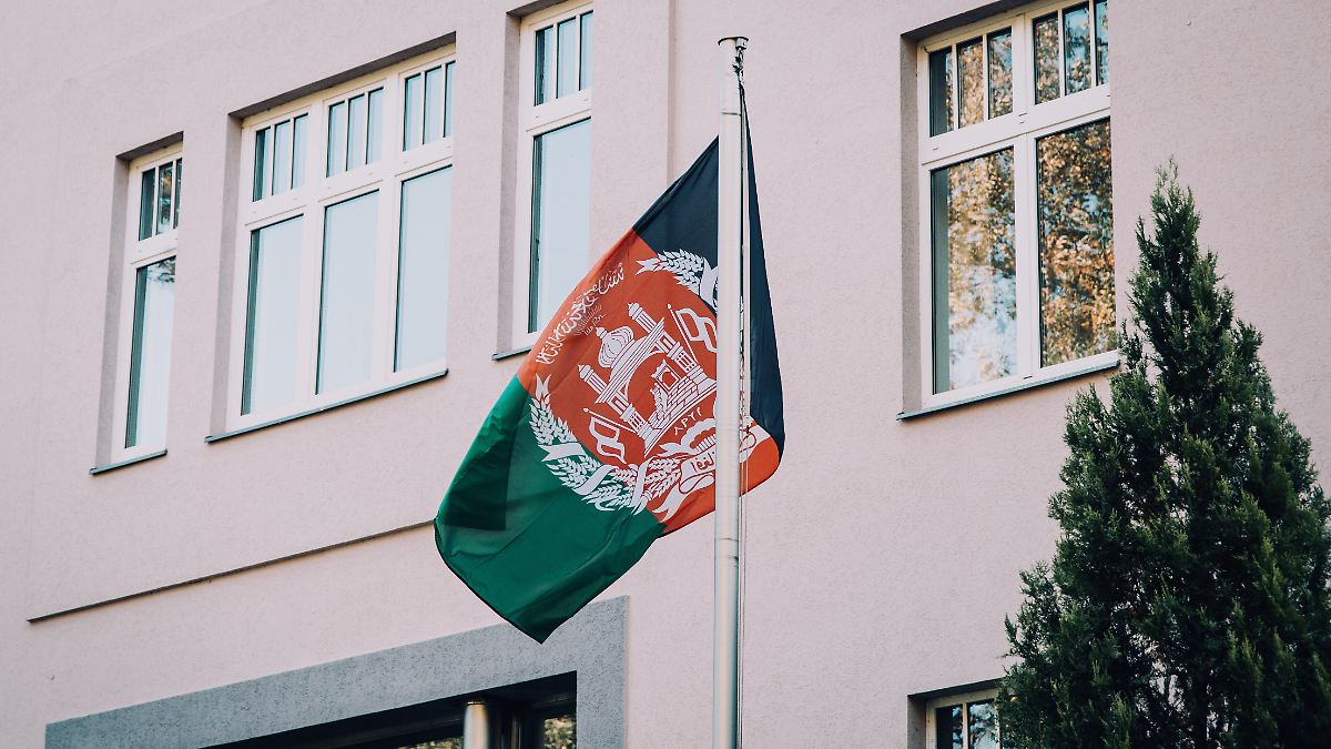 Bericht: Taliban übernehmen afghanische Botschaft in Berlin