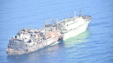 epi_1011409669_REUTERSFOTO_2026-03-13T101857Z 1372017699 RC2M3KAQZ2JJ RTRMADP 3 UKRAINE-CRISIS-RUSSIA-LNG-TANKER.JPG_A Russian LNG tanker