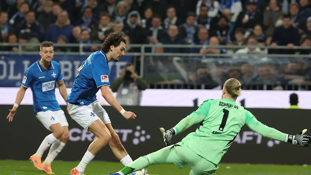 2025-03-21-xjfx-Fussball-2-Bundesliga-SV-Darmstadt-98-FC-Schalke-04-v-l