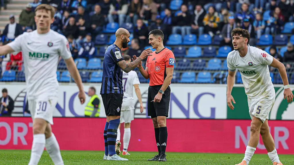 21-03-2026-xhettx-Fussball-3-Liga-SV-Waldhof-Mannheim-Erzgebirge-Aue-v-l