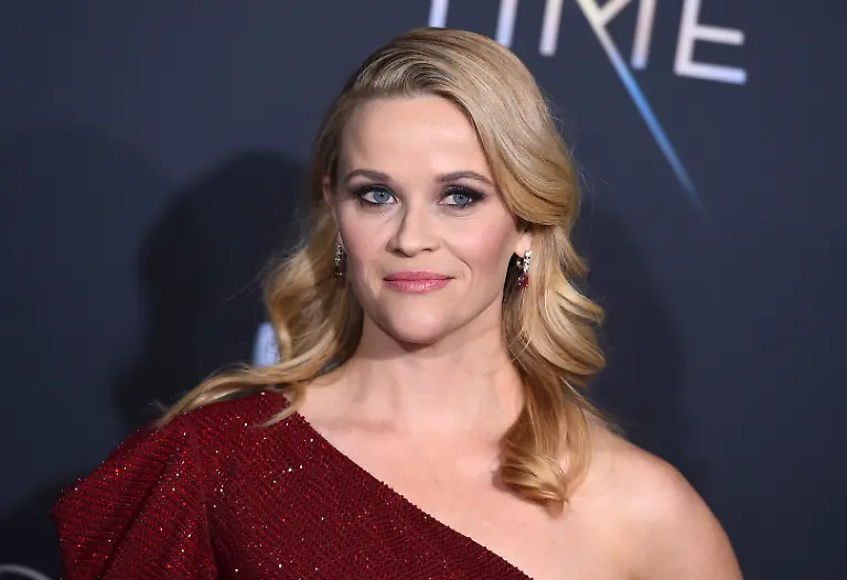 Reese-Witherspoon-arrives-at-the-world-premiere-of-A-Wrinkle-in-Time-at-the-El-Capitan-Theatre-on-Monday-Feb-26-2018-in-Los-Angeles
