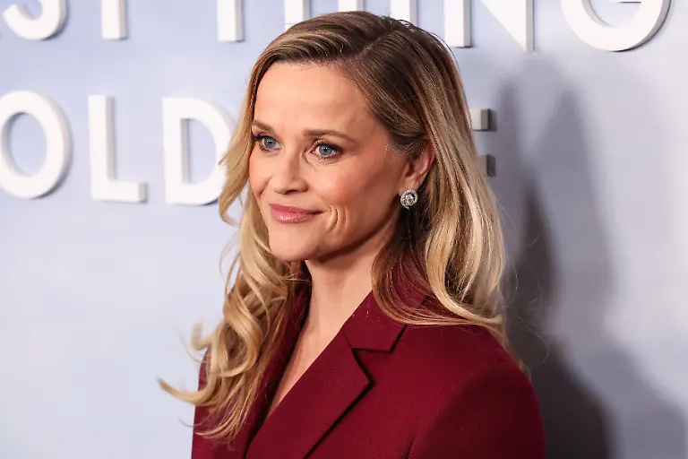 WEST-HOLLYWOOD-LOS-ANGELES-CALIFORNIA-USA-FEBRUARY-12-Reese-Witherspoon-arrives-at-Apple-TV-s-The-Last-Thing-He-Told-Me-Season-2-Tastemaker-Event-held-at-The-West-Hollywood-EDITION-on-February-12-2026-in-West-Hollywood-Los-Angeles-California-United-States