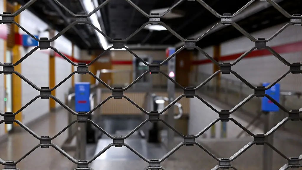 In-mehreren-bayerischen-Staedten-war-der-Nahverkehr-zuletzt-durch-Warnstreiks-eingeschraenkt