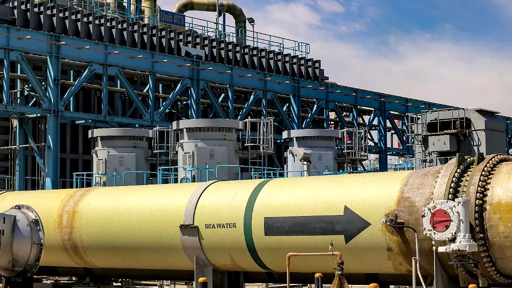 This-picture-taken-on-March-30-2023-shows-a-view-of-the-Ras-al-Khair-water-desalination-plant-owned-by-the-Saudi-government-s-Saline-Water-Conversion-Corporation-along-the-Gulf-coast-in-eastern-Saudi-Arabia