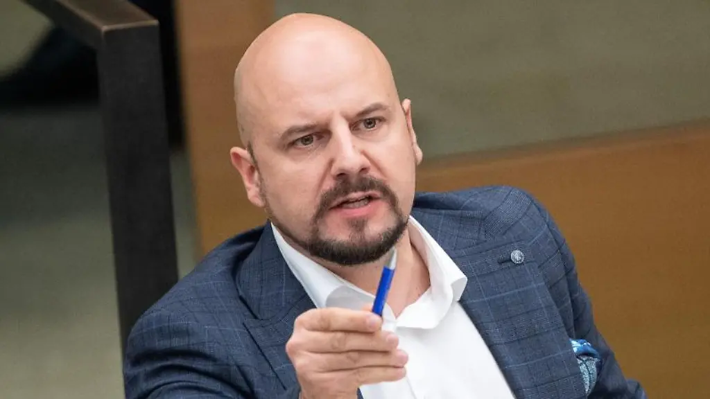 Stefan-Raepple-AfD-Abgeordneter-im-Landtag-von-Baden-Wuerttemberg