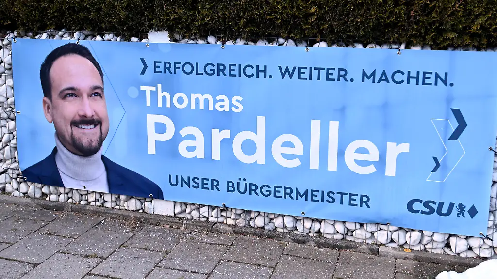 Neubiberg-CSU-Wahlplakat-mit-Thomas-Pardeller