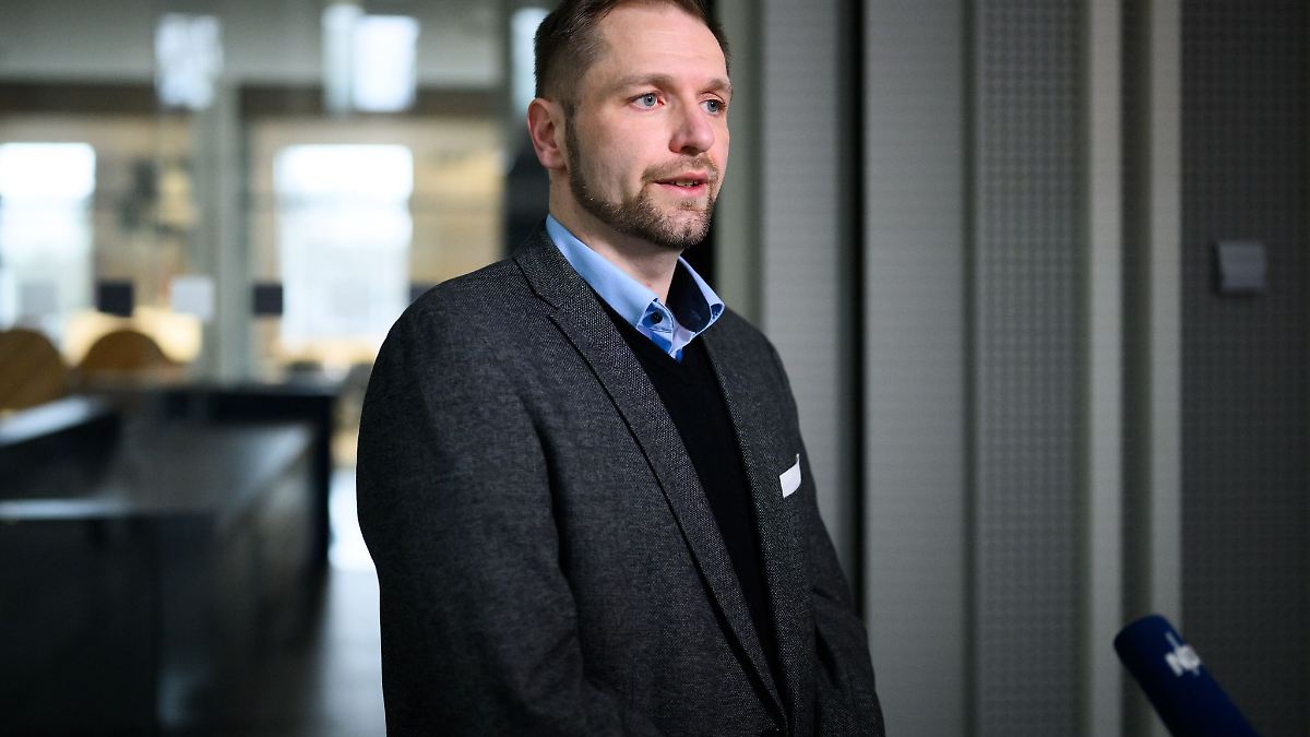 Niedersachsen & BremenAfD-Vize Bothe: "Das ist gerade ein Schleuderwaschgang"