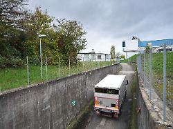 Teuerstes Material der Welt: Forscher testen erstmals Straßen-Transport von Antimaterie