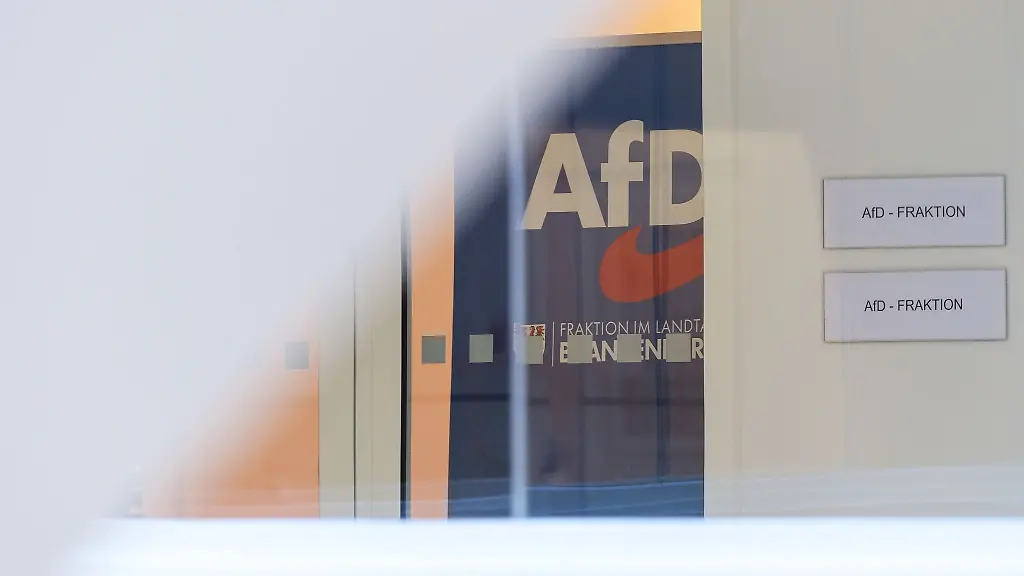 Die-Brandenburger-AfD-Landtagsfraktion-darf-nicht-an-einem-Praktikumstag-fuer-Schueler-mitmachen-Archivbild