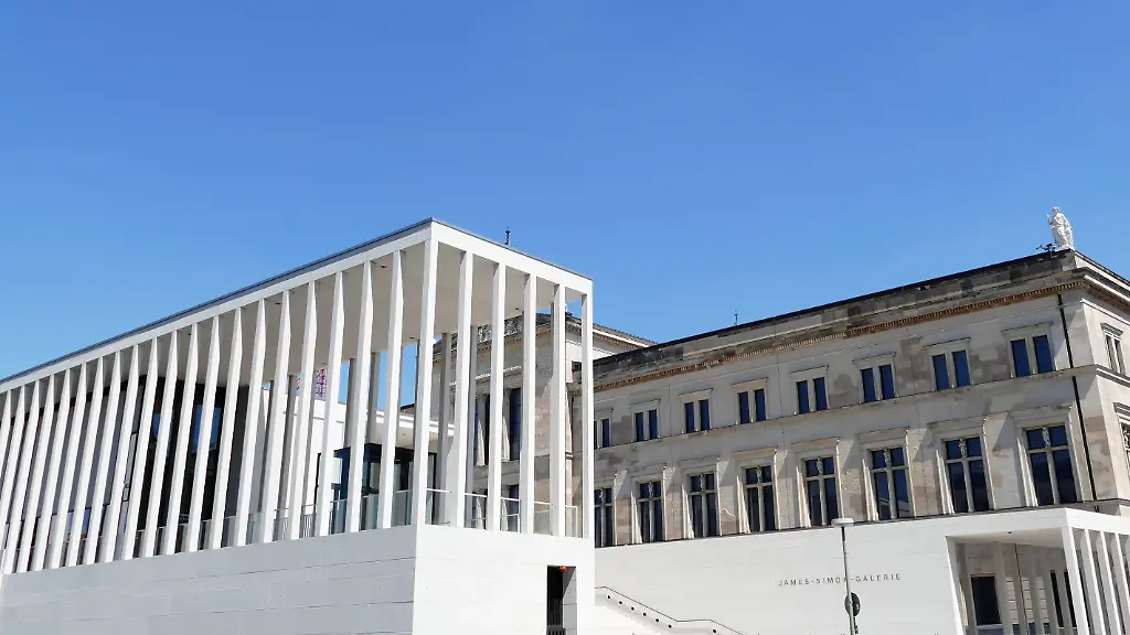 ACHTUNG-Nicht-Pergamonmuseum-drauf-sondern-James-Simon-Galerie-und-Neues-Museum