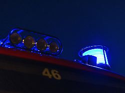 Rheinland-Pfalz & Saarland: Traktor verliert große Menge Gülle auf der Straße