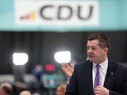 Sachsen-Anhalt: CDU will Polizei aufstocken und Schulen praxisnäher machen