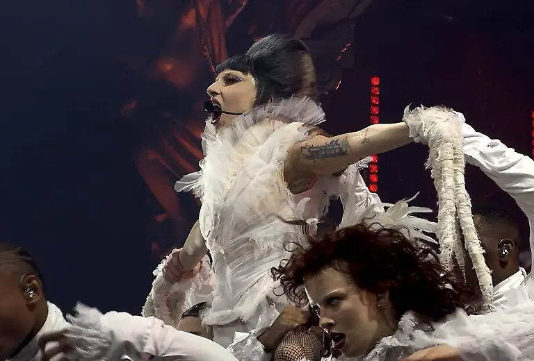 Lady-Gaga-in-concert-in-Paris-at-Accor-Arena-during-her-Mayhem-Hall-tour-France-November-17-2025-Lady-Gaga-in-concert-in-Paris-at-Accor-Arena-during-her-Mayhem-Hall-tour-France-November-17-2025-Paris-France-PUBLICATIONxNOTxINxFRAxUKxUSAxAUSxBEL-Copyright-xLA-axVieillot-BestimagexLA-axVieillot-Bestimagex